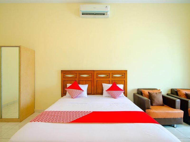 Hotel Reddoorz Syariah Near Alun Alun Wonosari Esterno foto