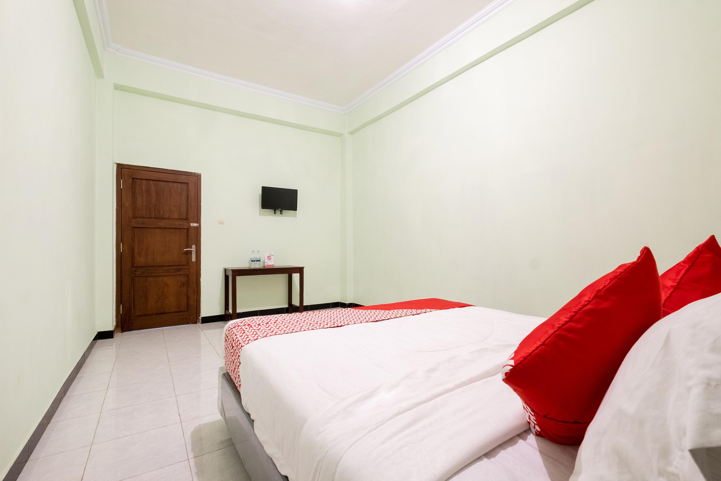 Hotel Reddoorz Syariah Near Alun Alun Wonosari Esterno foto