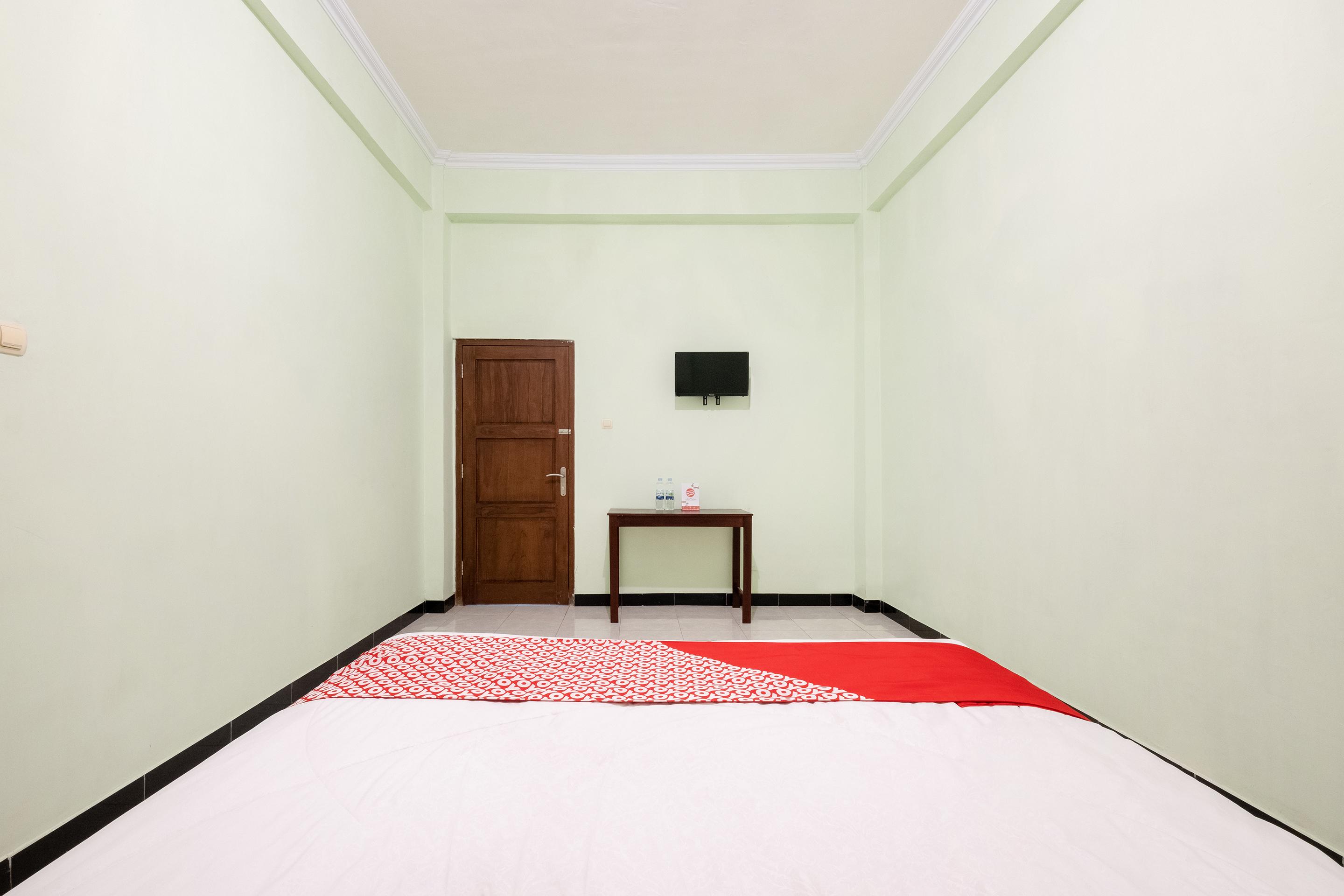 Hotel Reddoorz Syariah Near Alun Alun Wonosari Esterno foto