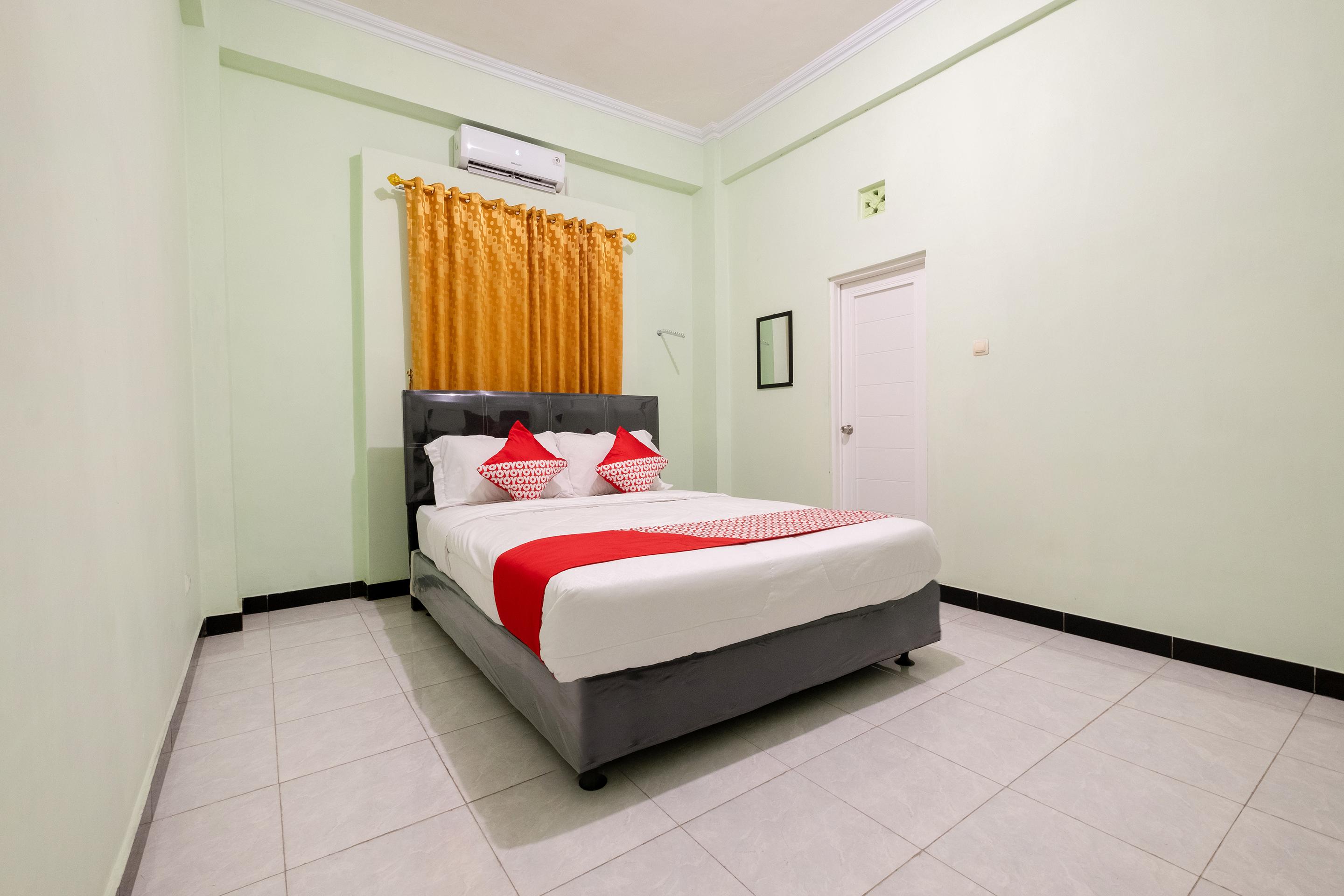 Hotel Reddoorz Syariah Near Alun Alun Wonosari Esterno foto