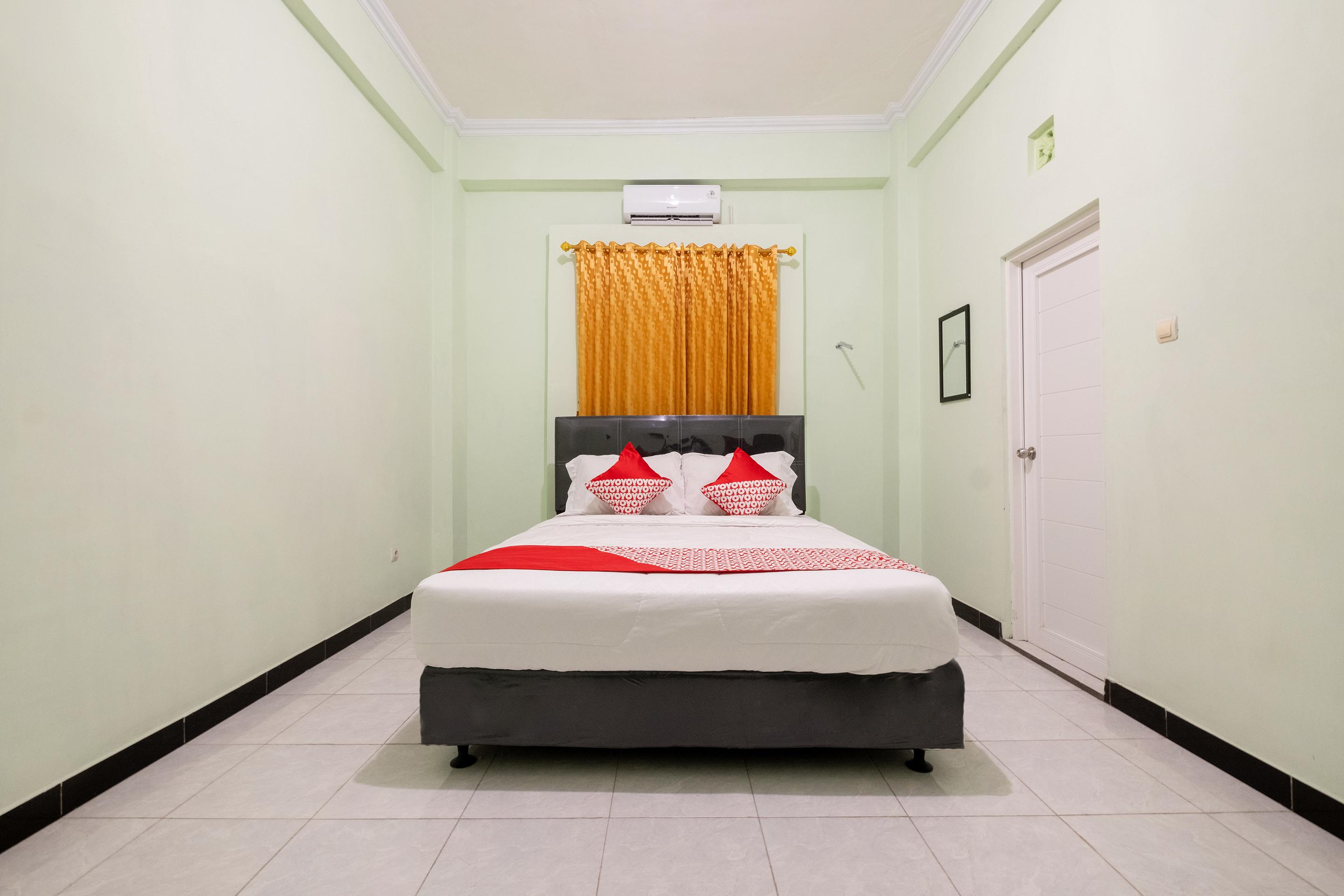 Hotel Reddoorz Syariah Near Alun Alun Wonosari Esterno foto