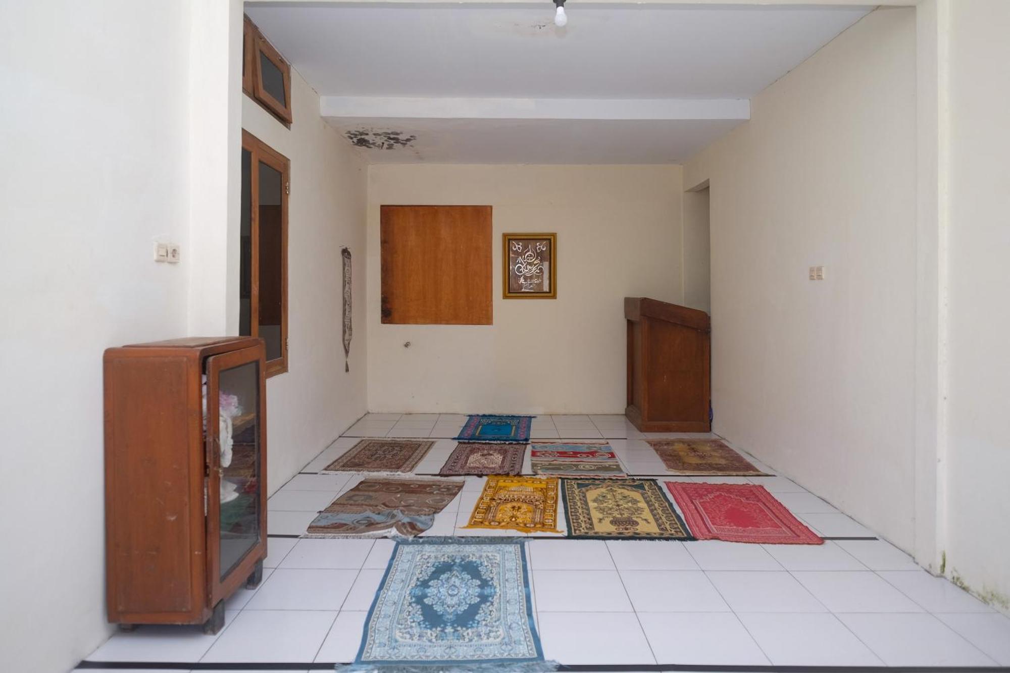 Hotel Reddoorz Syariah Near Alun Alun Wonosari Esterno foto