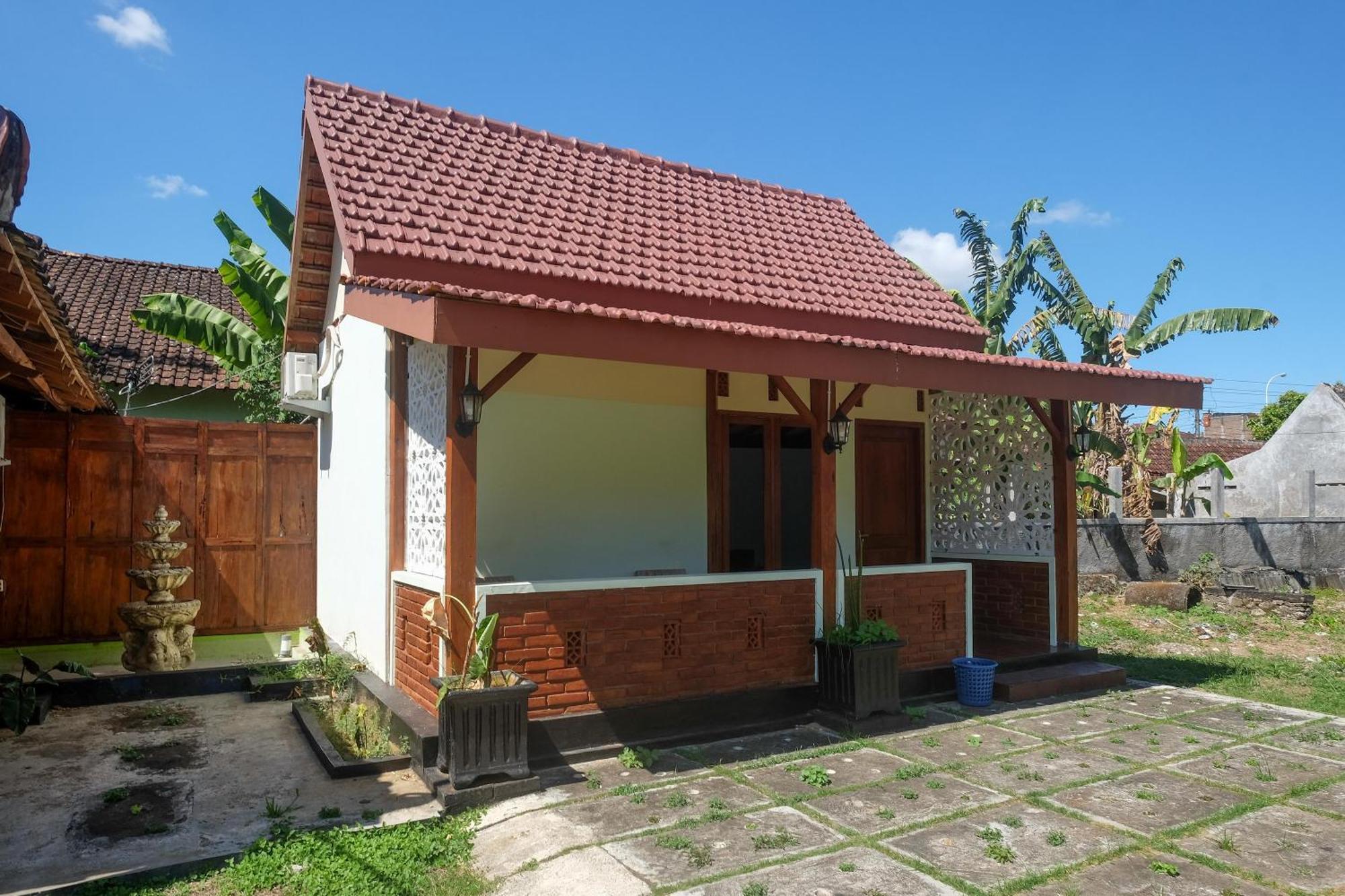 Hotel Reddoorz Syariah Near Alun Alun Wonosari Esterno foto