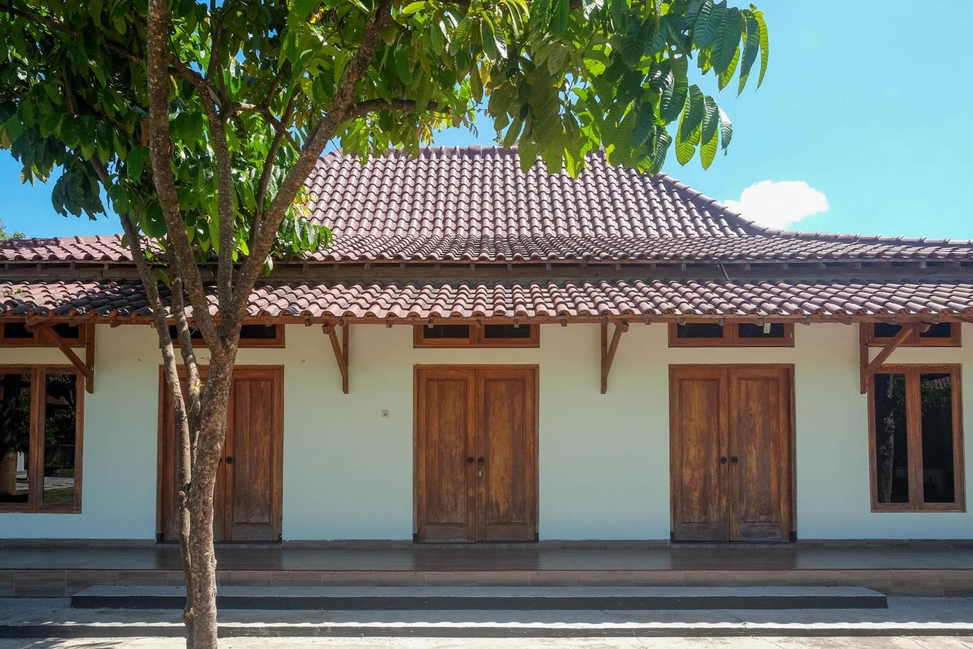 Hotel Reddoorz Syariah Near Alun Alun Wonosari Esterno foto